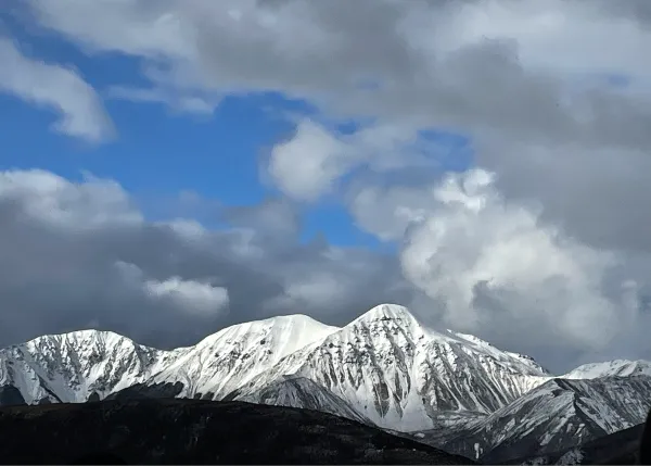 South Island New Zealand mountains capped with snow